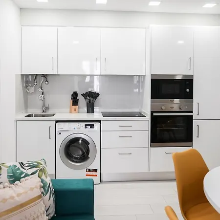 One Bedroom, 2 Mins From The Назаре