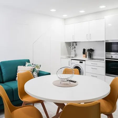 Апартаменты One Bedroom, 2 Mins From The Назаре