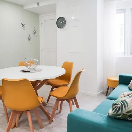 Nazare One Bedroom Next To The Beach Apartman